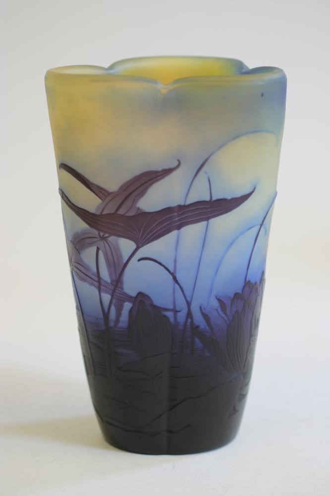 A GALLE CAMEO GLASS VASE Image