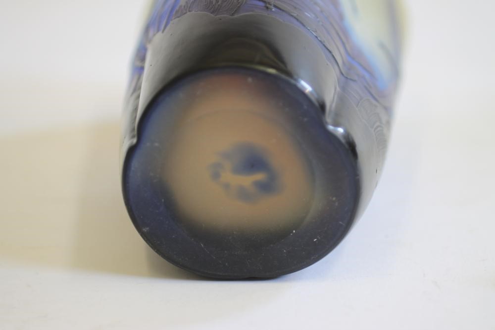 A GALLE CAMEO GLASS VASE Image