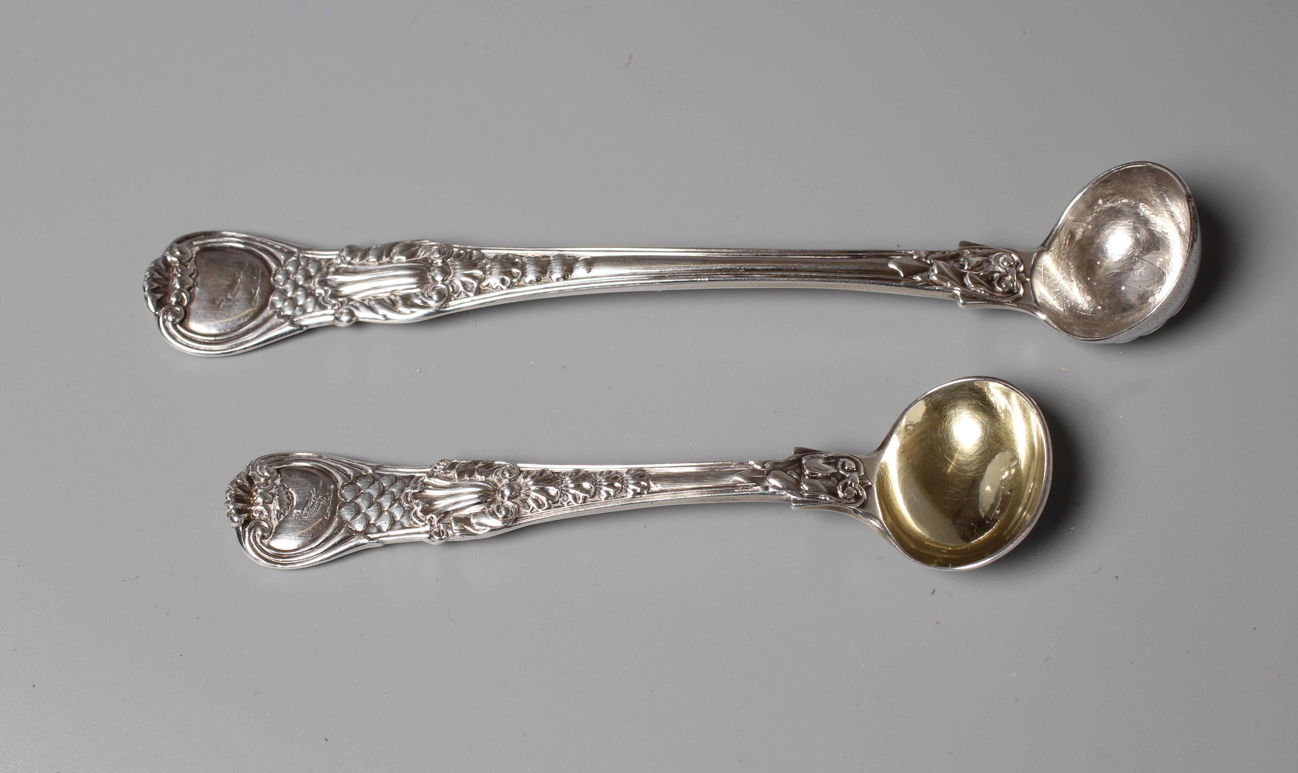 A GEORGE IV COBURG PATTERN SALT AND MUSTARD SPOON by Williams Fearn & Eley, London 1823, with oyster Image