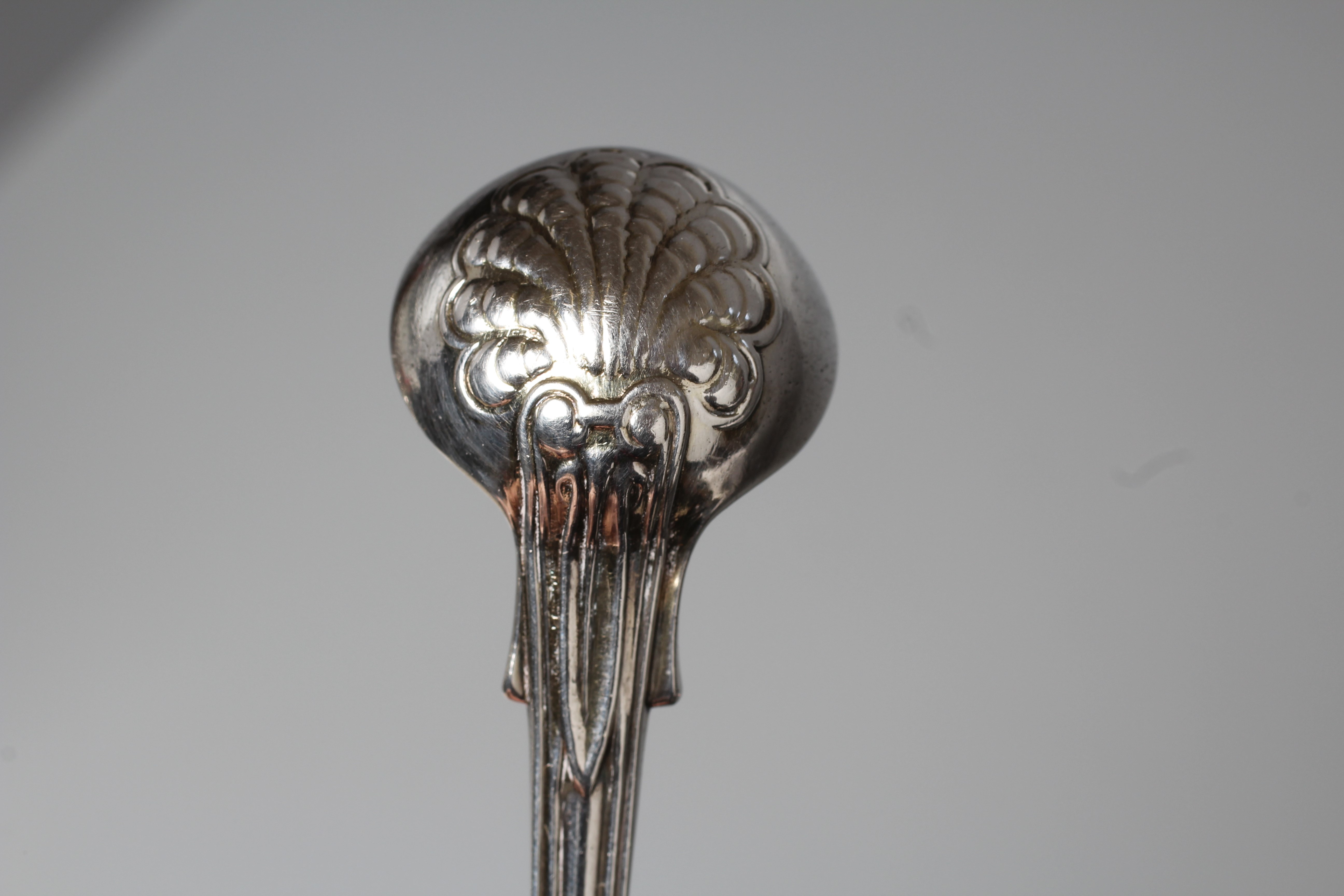 A GEORGE IV COBURG PATTERN SALT AND MUSTARD SPOON by Williams Fearn & Eley, London 1823, with oyster Image