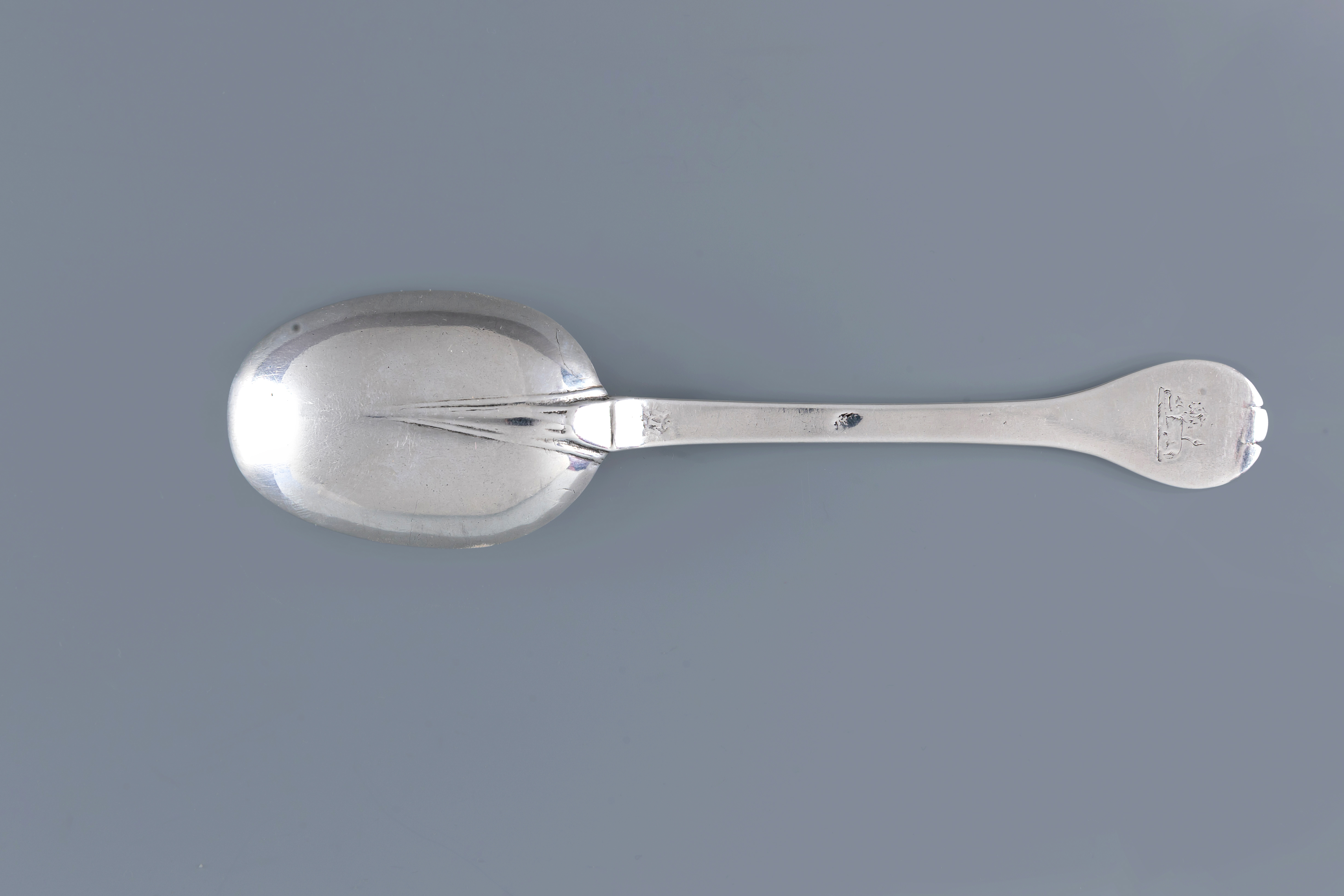 A JAMES II PROVINCIAL TREFID END SPOON by Kath Mangby, Hull c. 1685, with rat-tail oval bowl, the Image