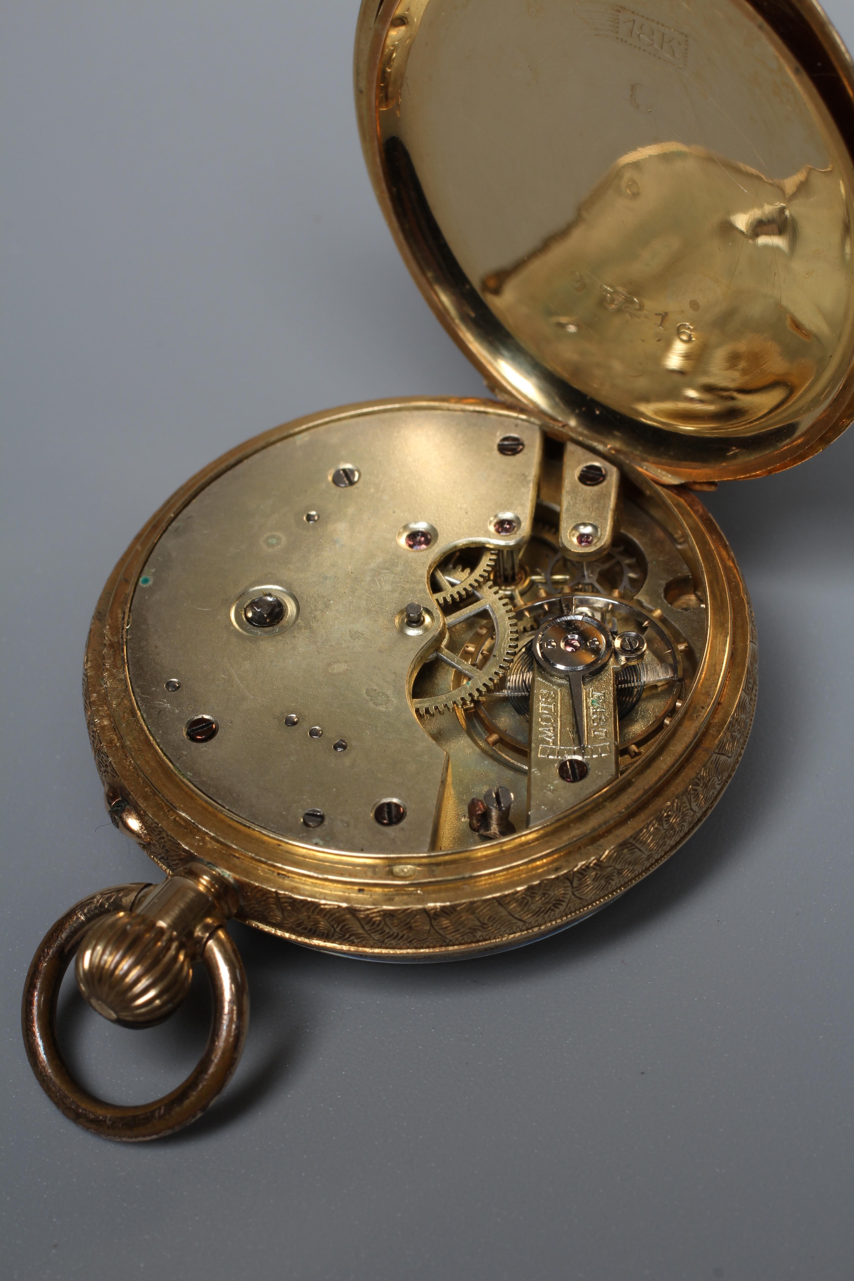 A TOP WIND FOB WATCH Image