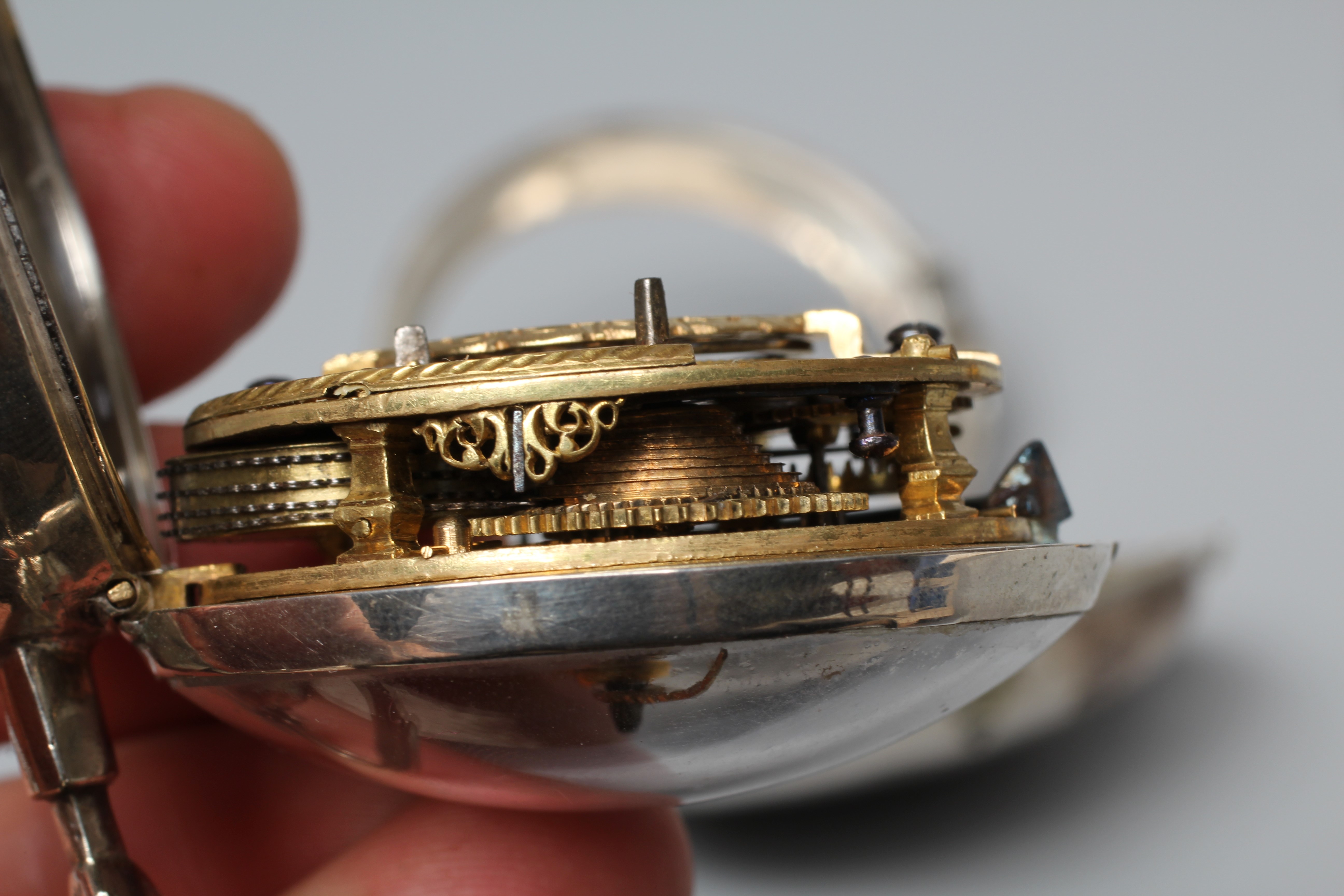 A LATE GEORGE III SILVER PAIR CASED POCKET WATCH Image