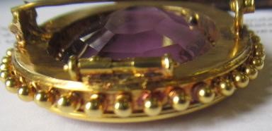 A VICTORIAN STYLE PORTRAIT BROOCH Image