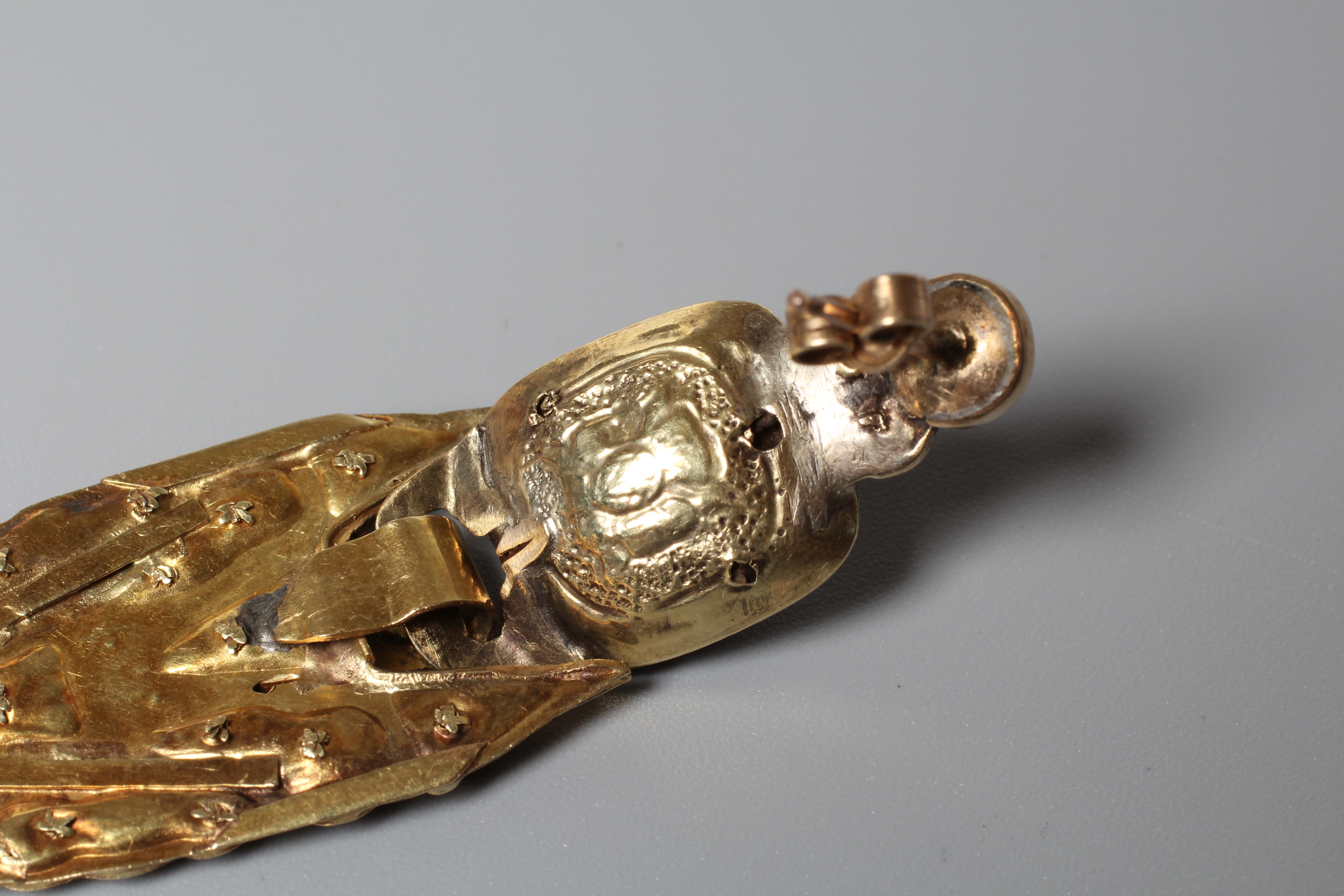 A PAIR OF LATE XVIII CENTURY SPANISH CATALAN EARRINGS Image