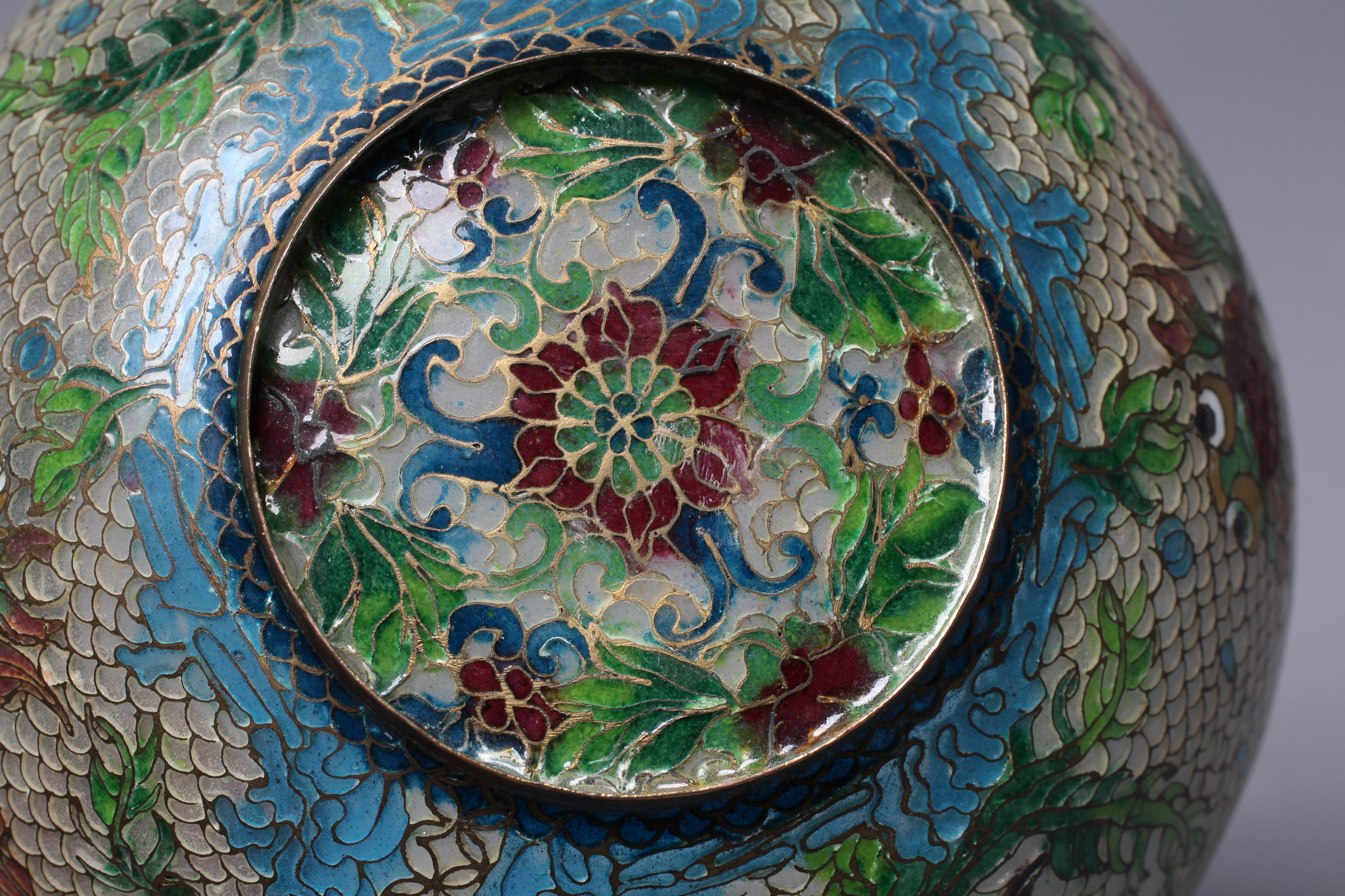 A CHINESE PLIQUE-A-JOUR ENAMEL BOWL Image