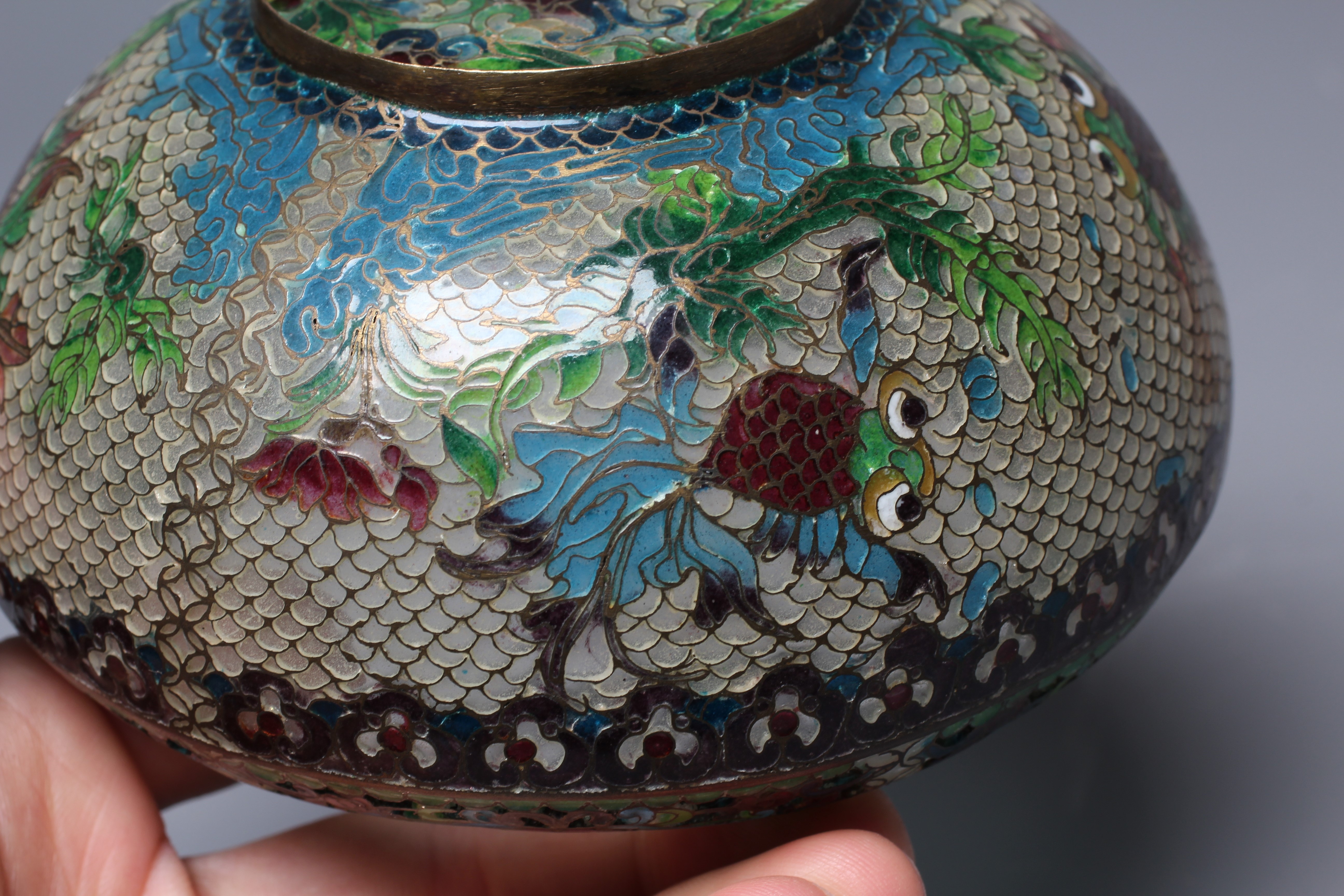 A CHINESE PLIQUE-A-JOUR ENAMEL BOWL Image
