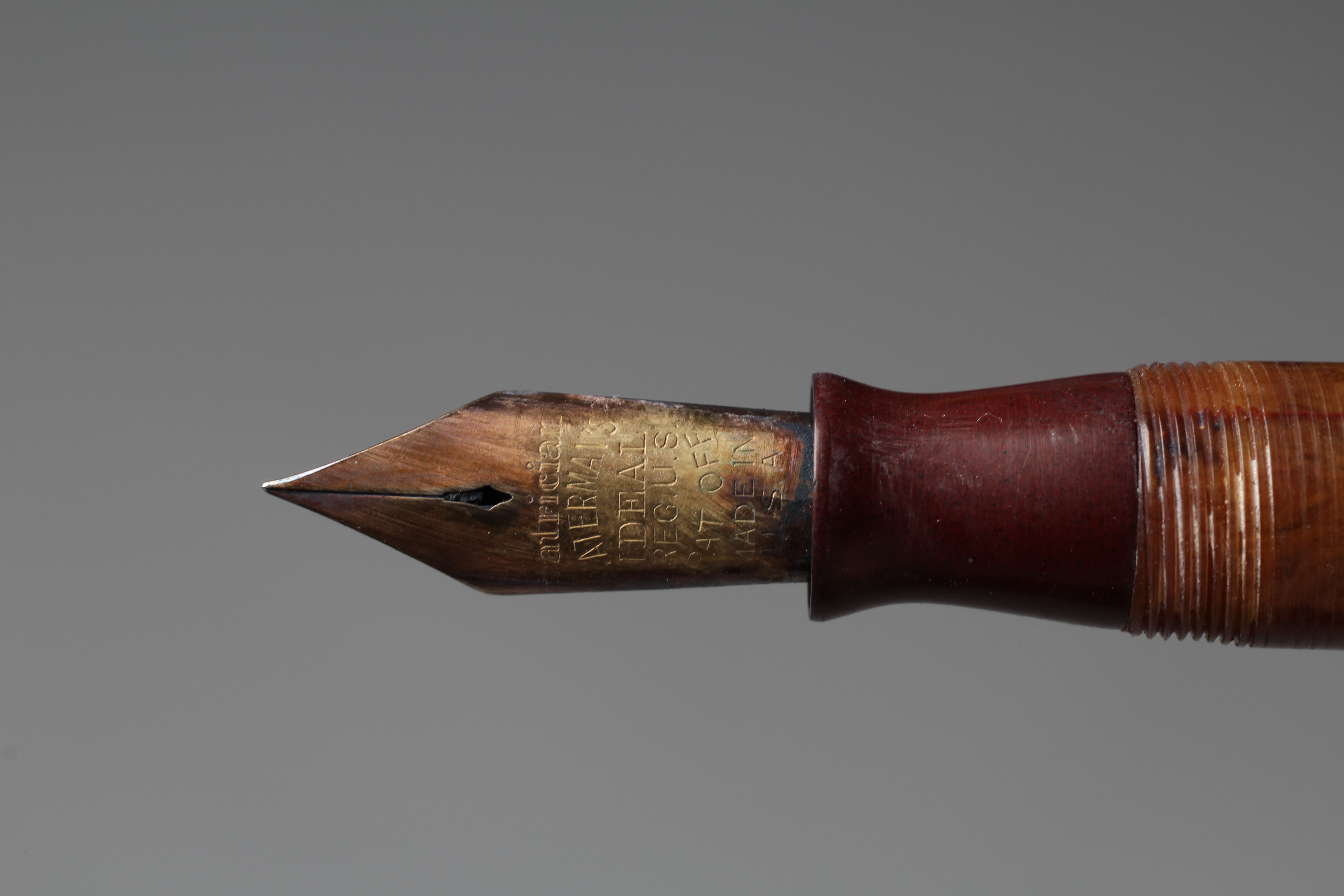 WATERMAN: 1930's Patrician onyx celluloid lever filler fountain pen with gold plated trim Image