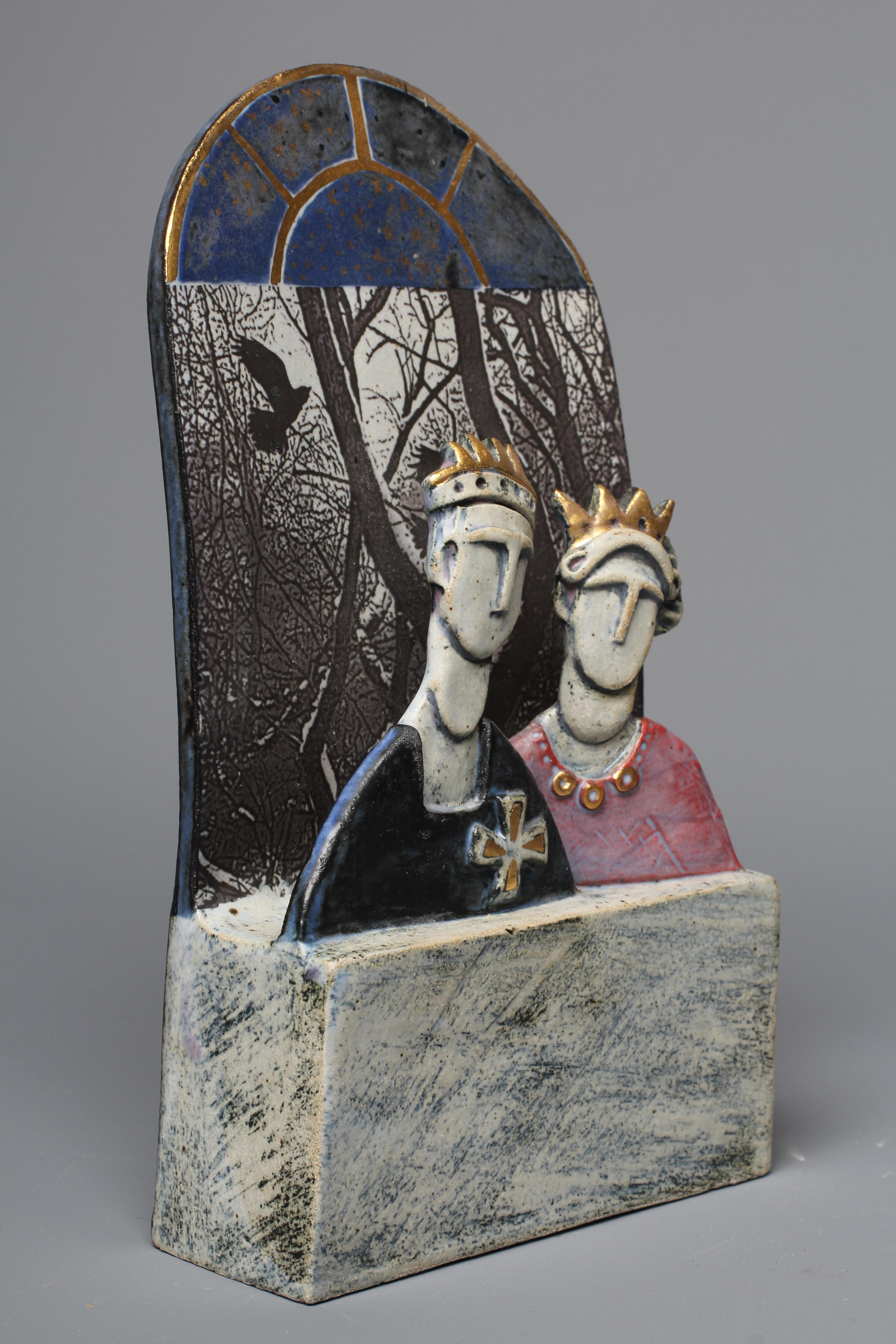 VALERIE JAMES (B.1947) A STONEWARE SCULPTURE modelled as a King and Queen wearing gold lustre crowns Image