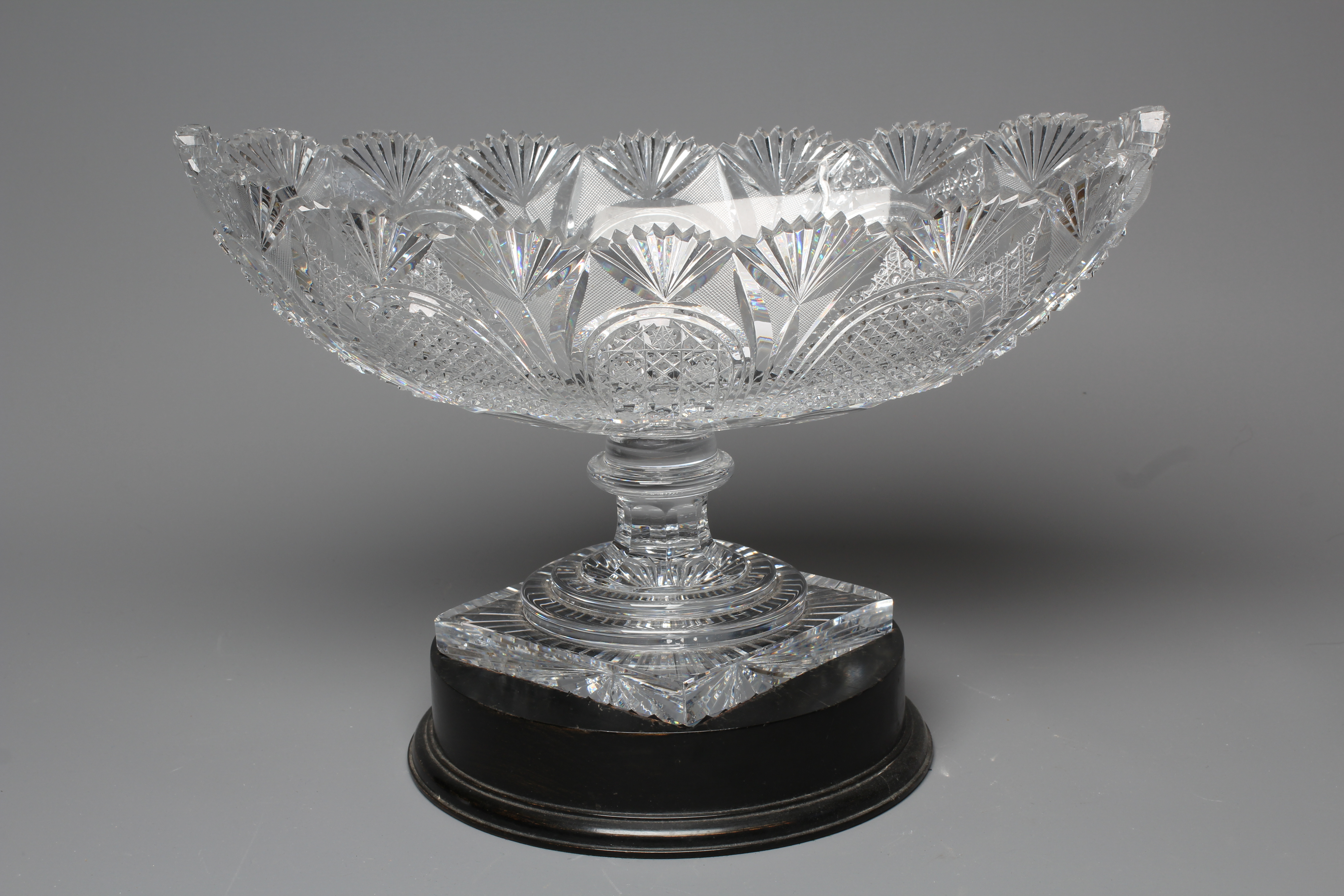AN IRISH CUT GLASS BOAT SHAPED CENTRE PEDESTAL BOWL Image