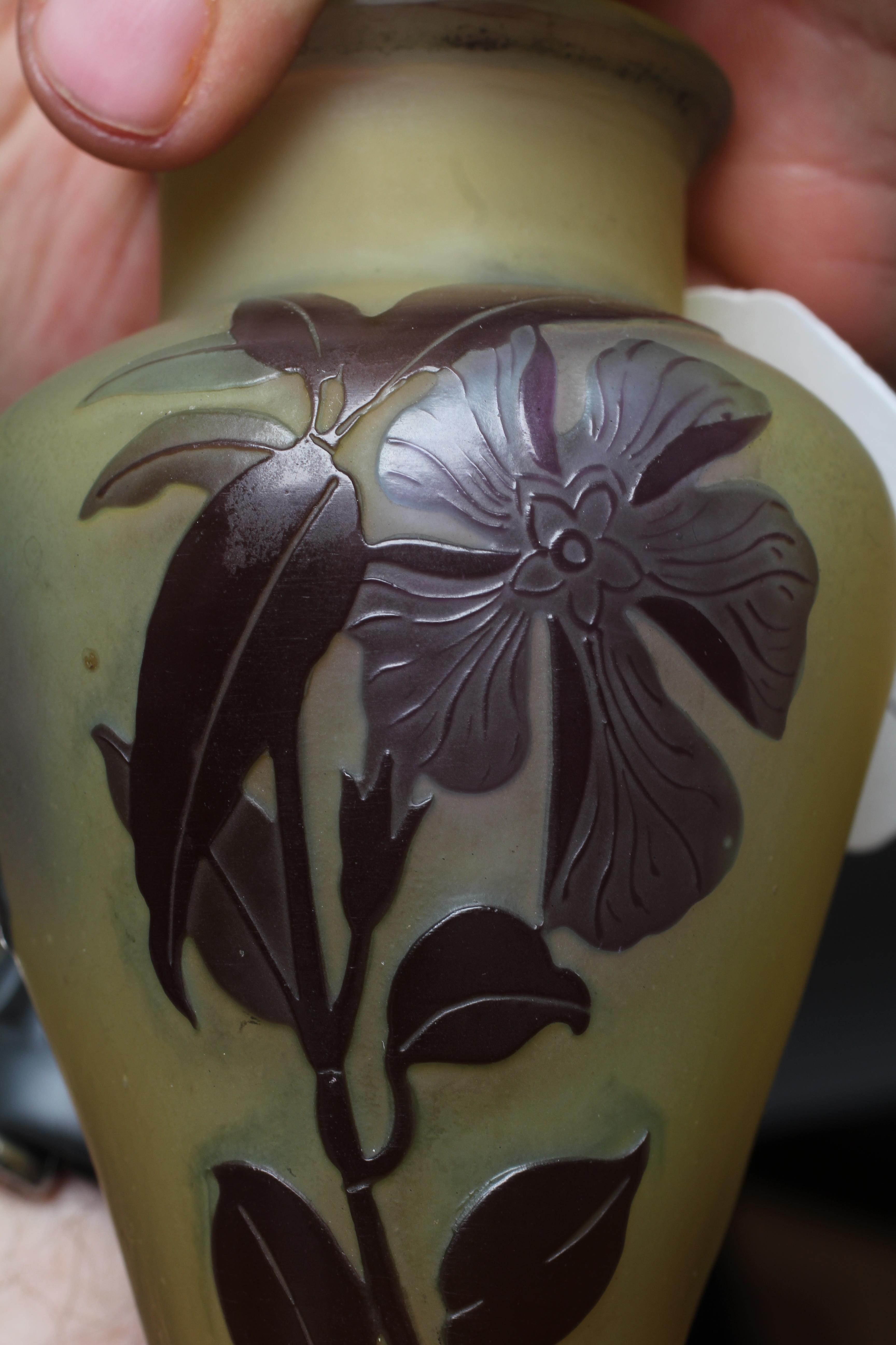 A GALLE YELLOW CAMEO GLASS VASE Image