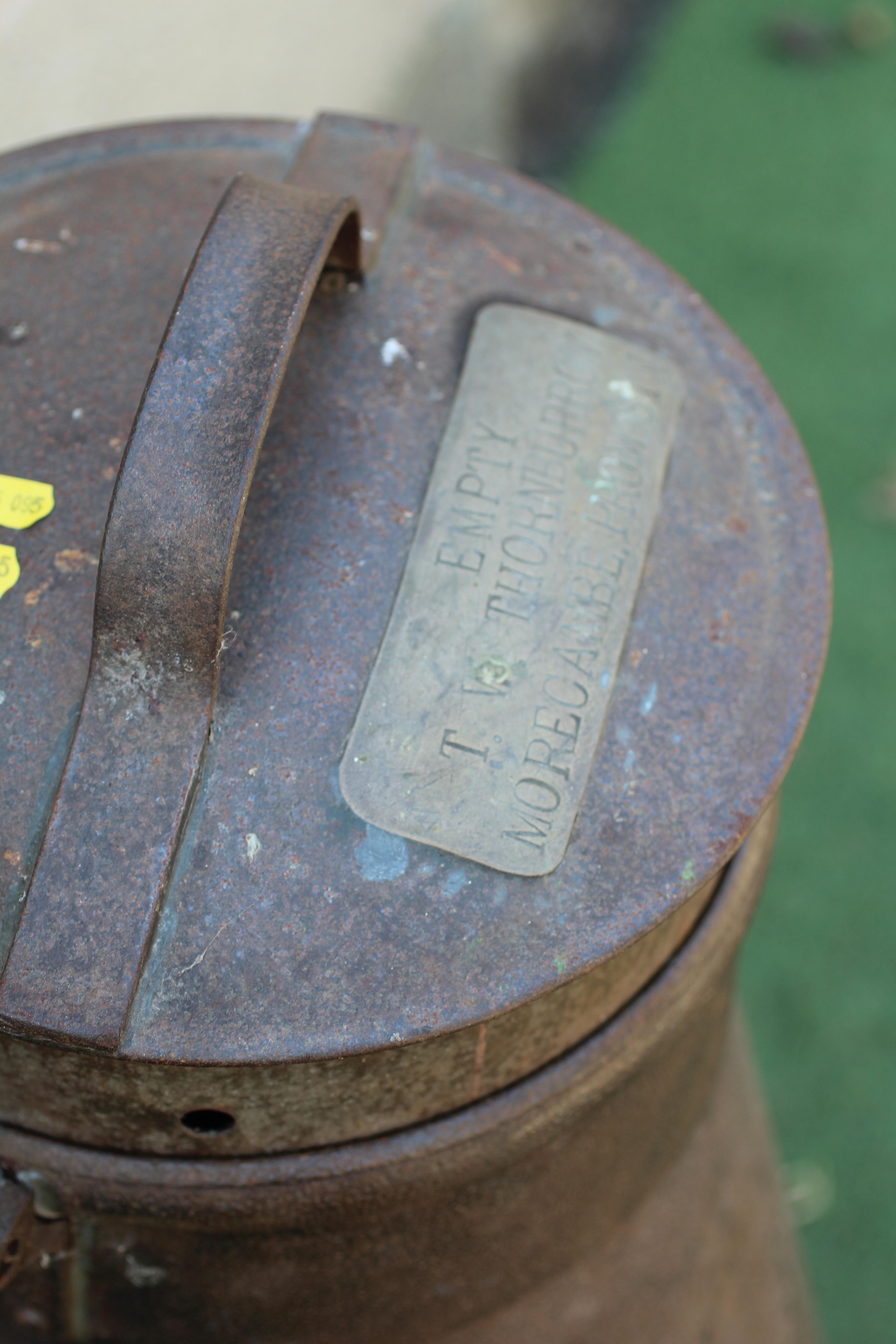 A VICTORIAN CAST METAL 17GL MILK CHURN Image