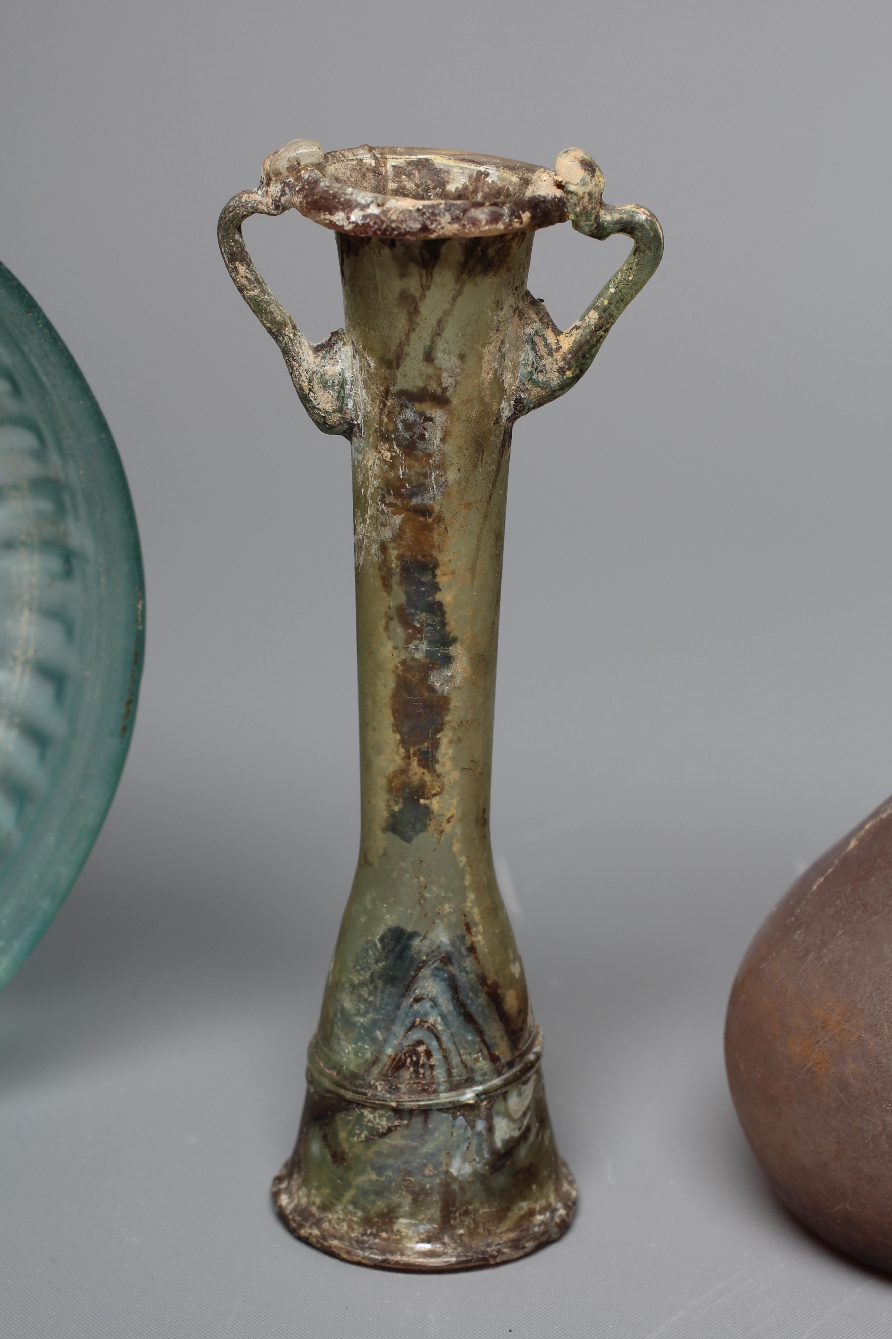 A ROMAN AUBERGINE GLASS JUG Image
