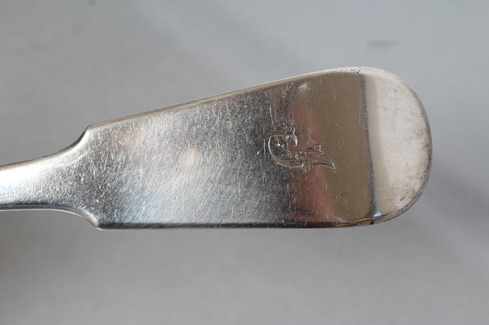 AN EARLY VICTORIAN SCOTTISH SILVER FIDDLE PATTERN LADLE Image