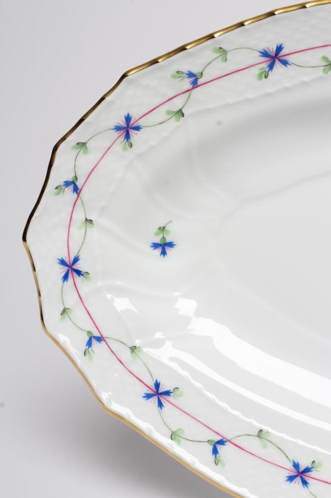 A HEREND "BLUE GARLAND" PATTERN PORCELAIN PLATTER Image