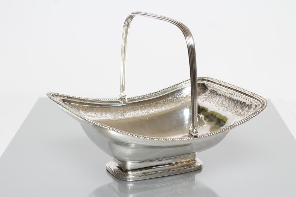 A LATE GEORGE III SILVER BASKET Image