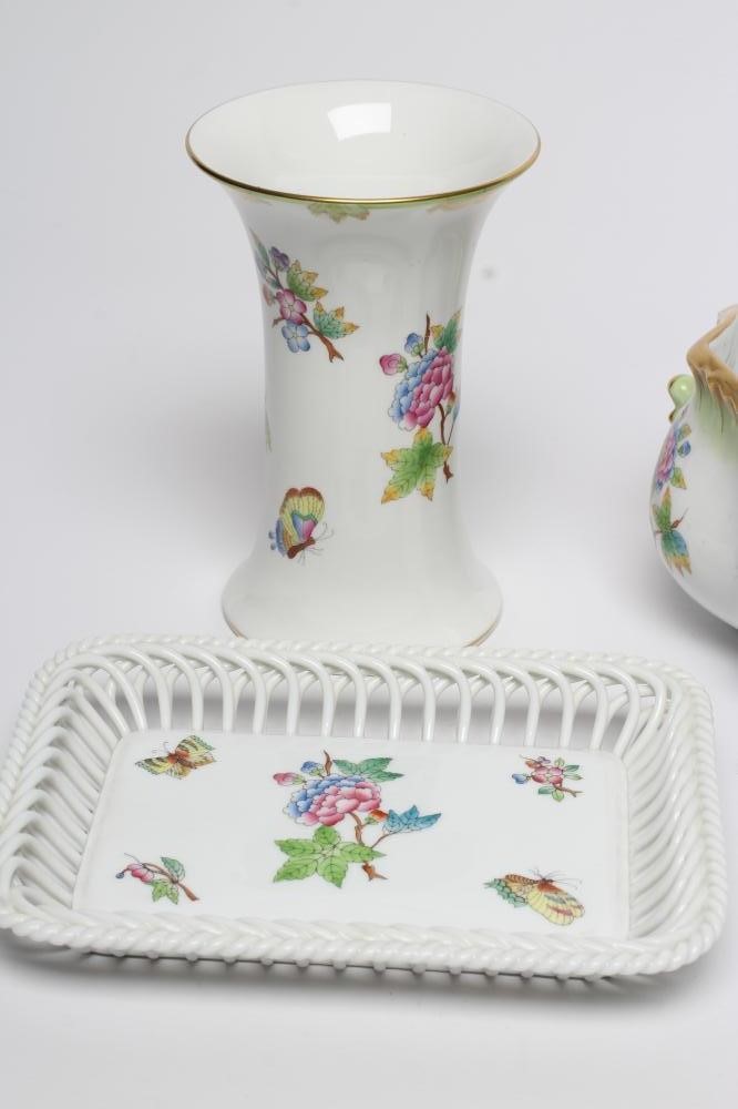 A COLLECTION OF HEREND "BUTTERFLY" PATTERN PORCELAIN Image