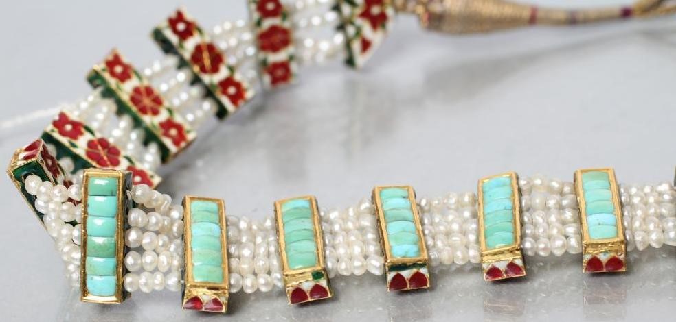 A SEED PEARL AND ENAMEL NECKLACE Image