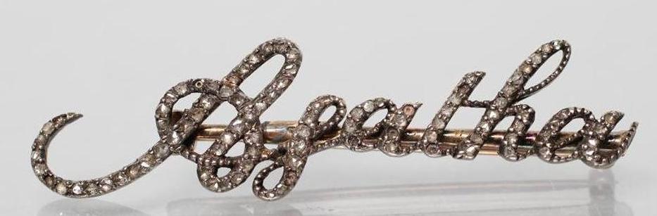 A VICTORIAN DIAMOND NAME BROOCH Image