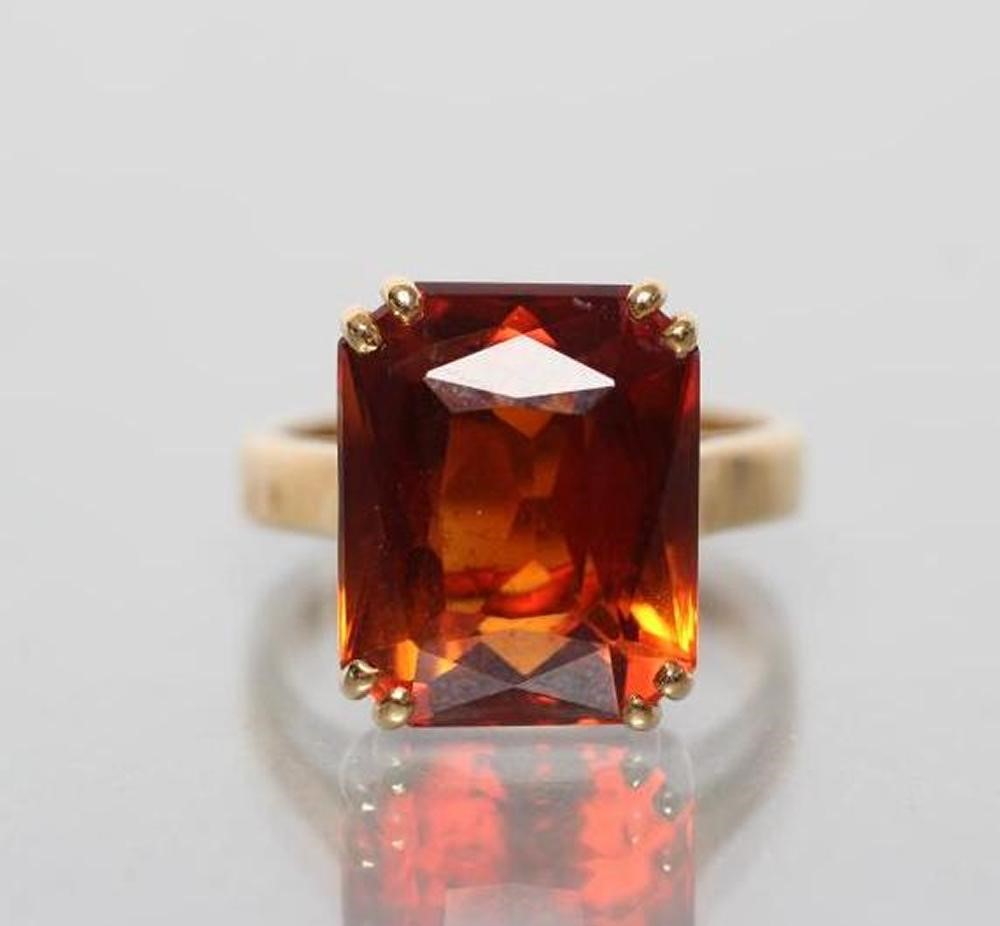 A COCKTAIL RING Image