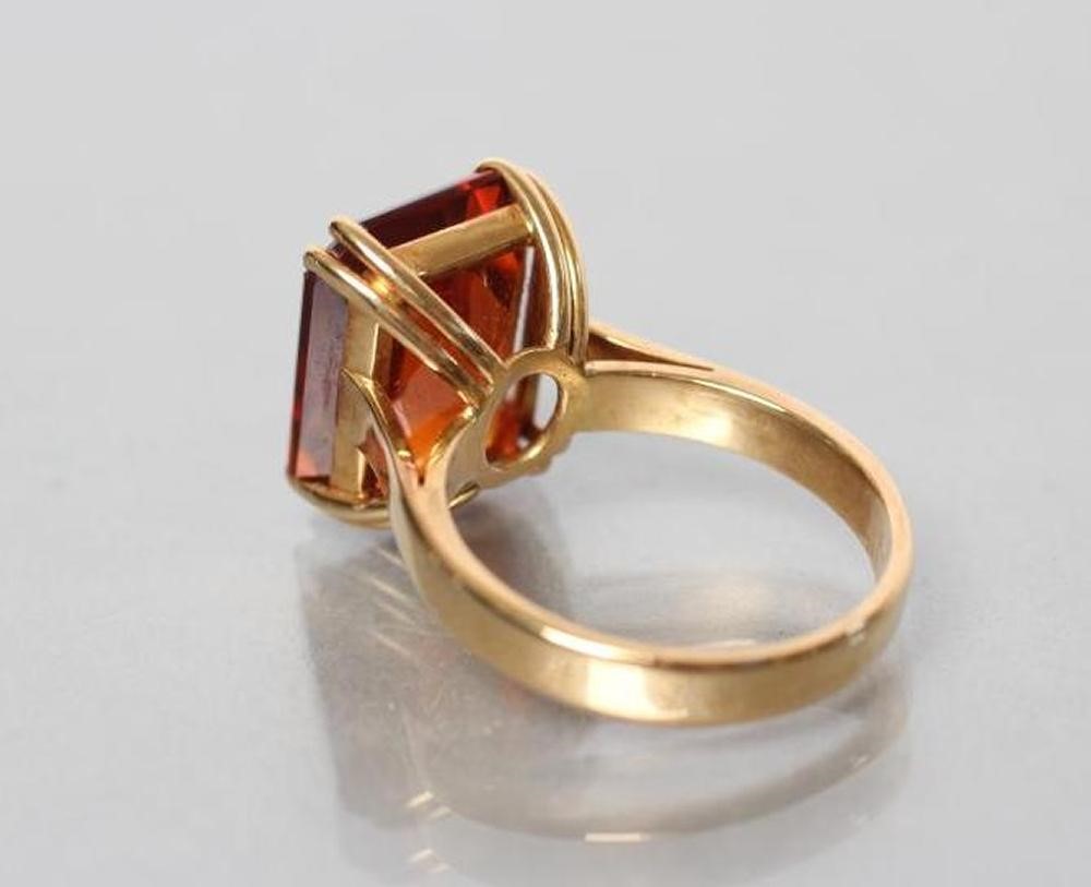 A COCKTAIL RING Image