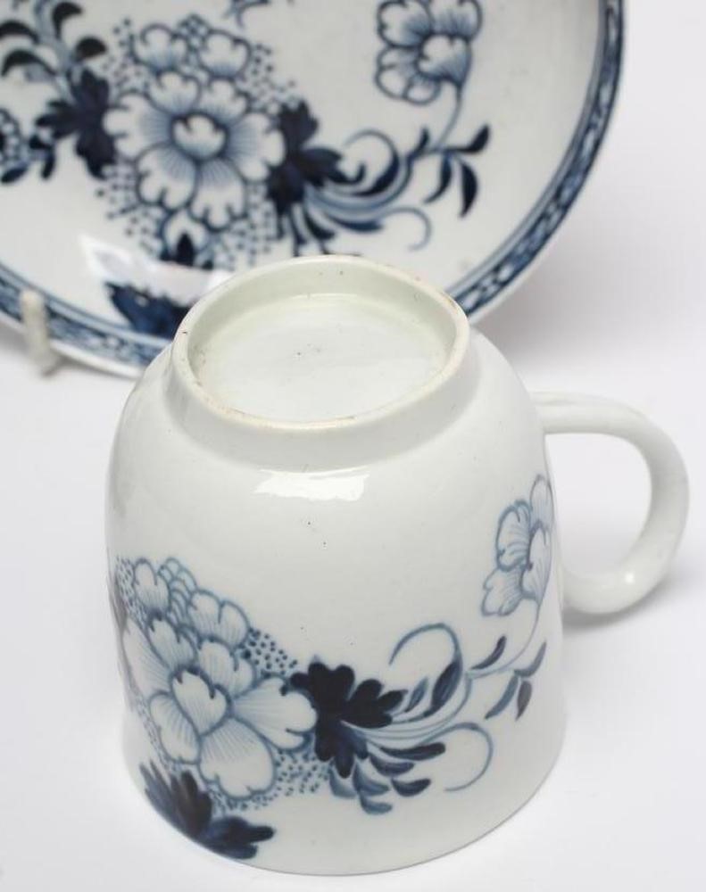 A CHAFFER'S LIVERPOOL PORCELAIN TRIO Image