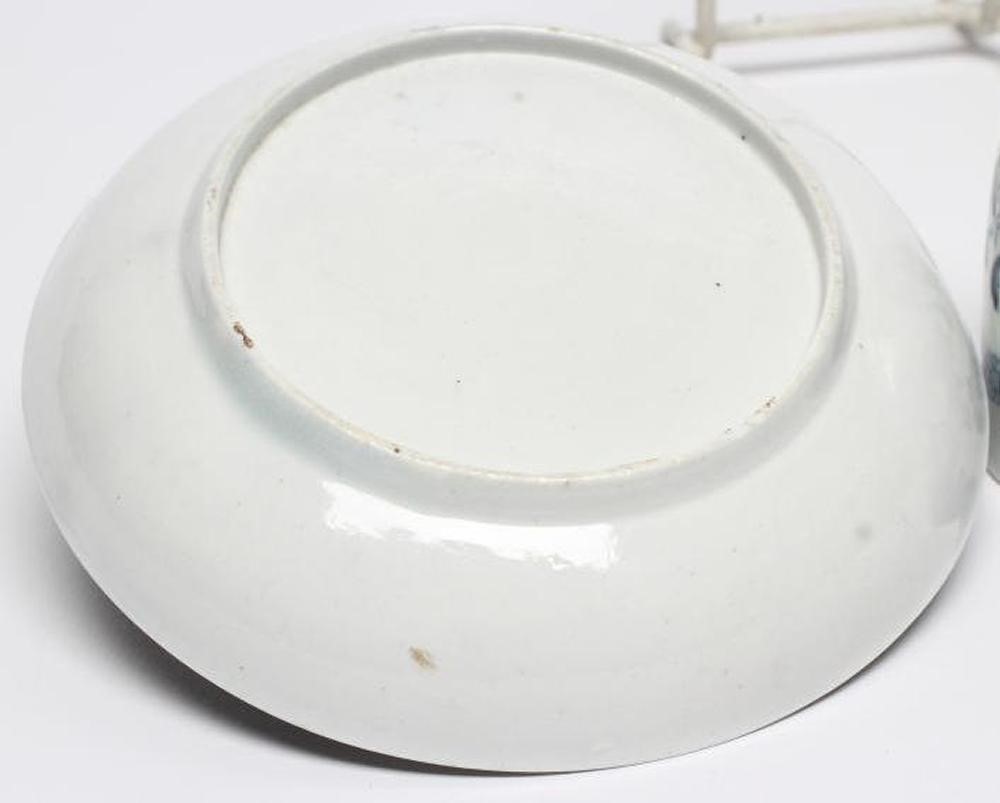 A CHAFFER'S LIVERPOOL PORCELAIN TRIO Image