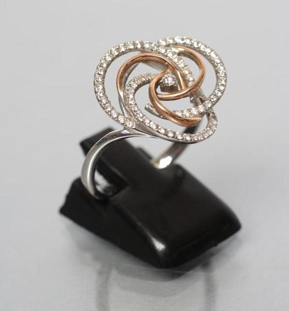 A DIAMOND DRESS RING Image