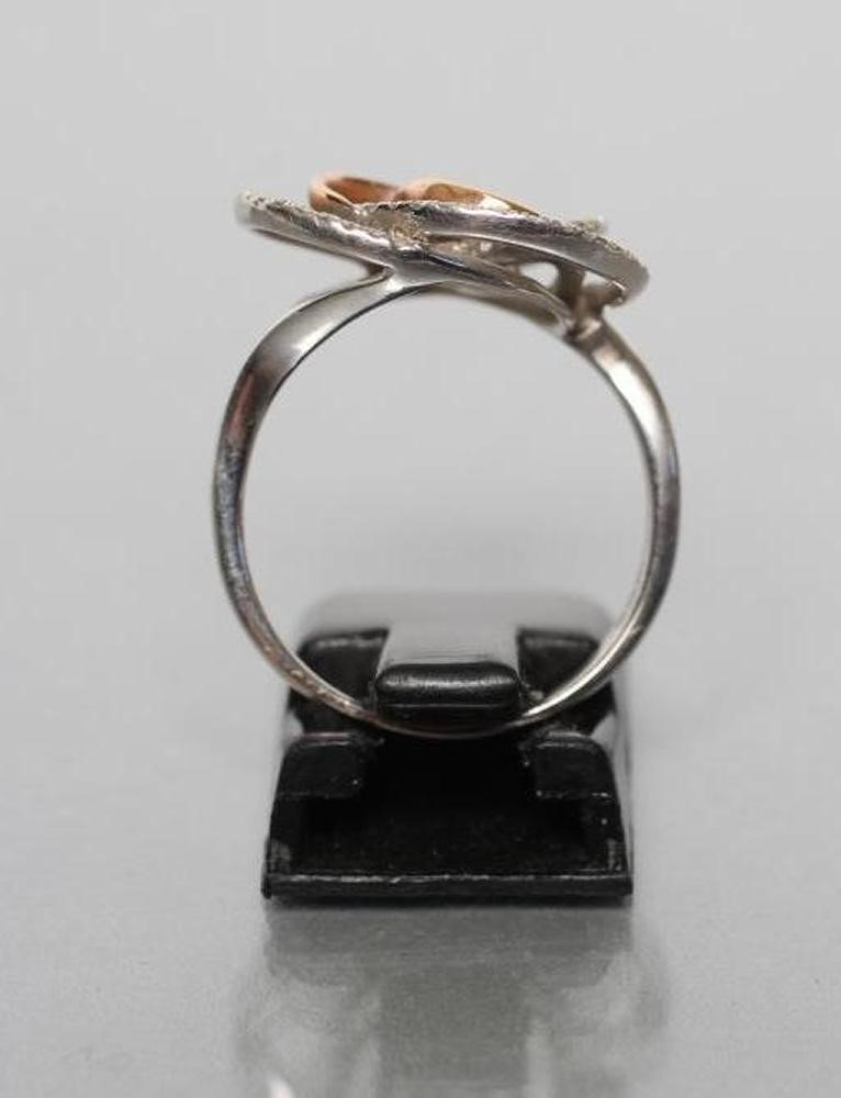 A DIAMOND DRESS RING Image