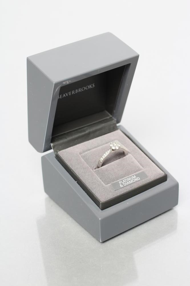 A DIAMOND CLUSTER RING Image