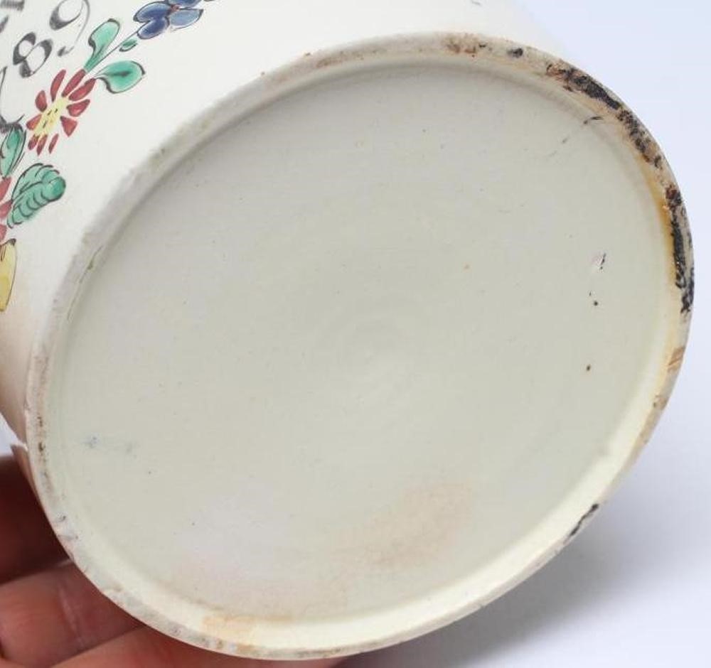 AN ENGLISH CREAMWARE DOCUMENTARY MUG Image