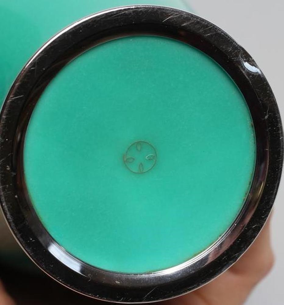 A JAPANESE ENAMEL VASE BY ANDO JUBEI of ovoid form Image