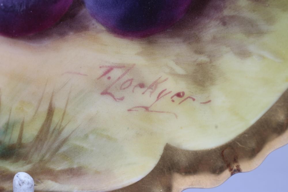 A ROYAL WORCESTER CHINA CABINET PLATE Image