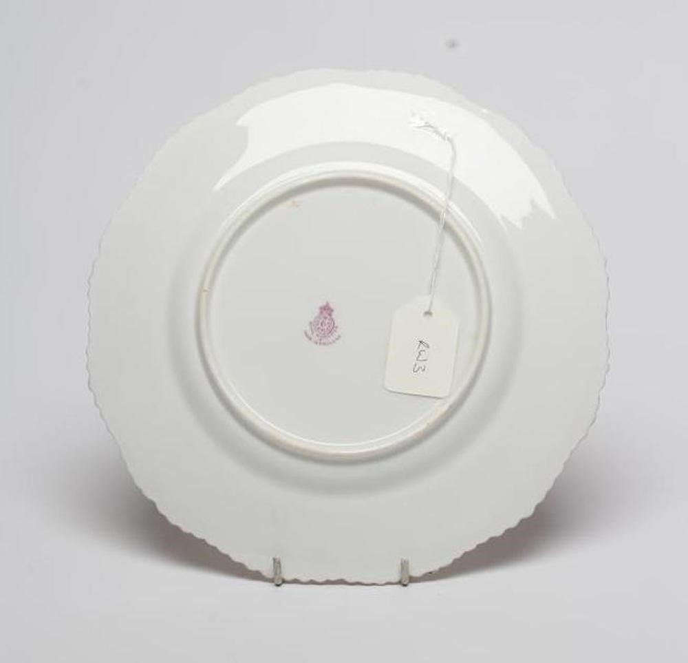 A ROYAL WORCESTER CHINA CABINET PLATE Image