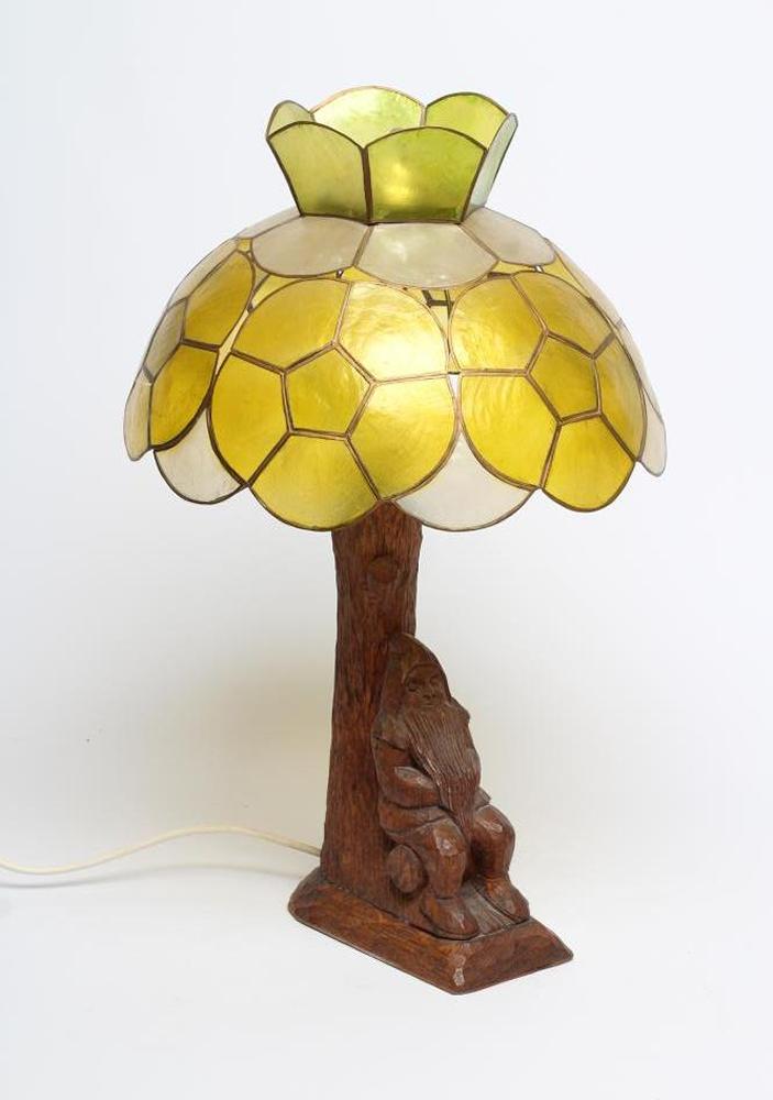 A TOM WHITTAKER OAK TABLE LAMP Image