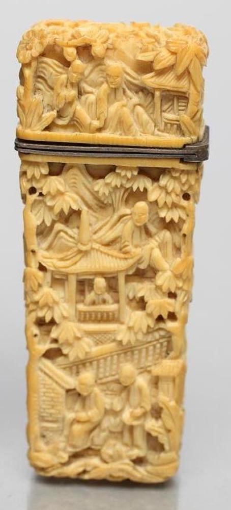 A CANTON TORTOISESHELL NETTING BOX Image