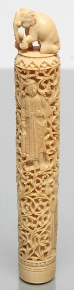 AN INDIAN IVORY STAFF HANDLE Image