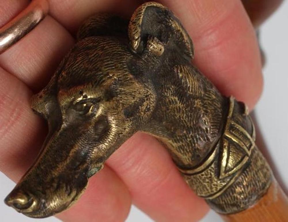 A VERTEBRAE WALKING CANE Image