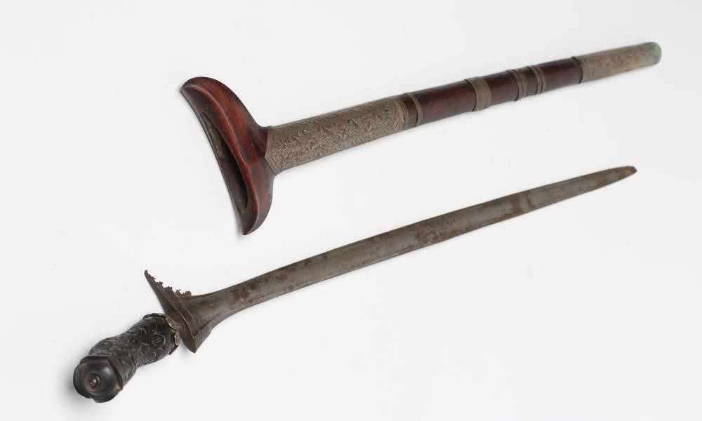 A LARGE MALAY KRIS Image