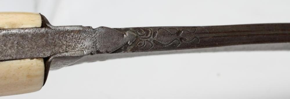 AN INDIAN KHYBER KNIFE Image
