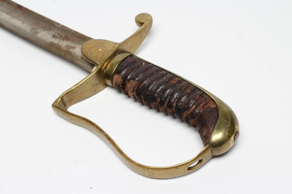 A 1796 PATTERN OFFICER'S SABRE with 24" fullered blade Image