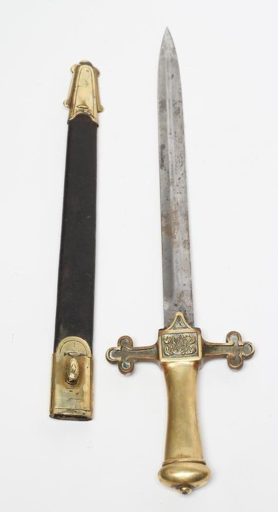 A SCOTS GUARDS BANDSMAN'S SWORD with 13" double edged blade Image