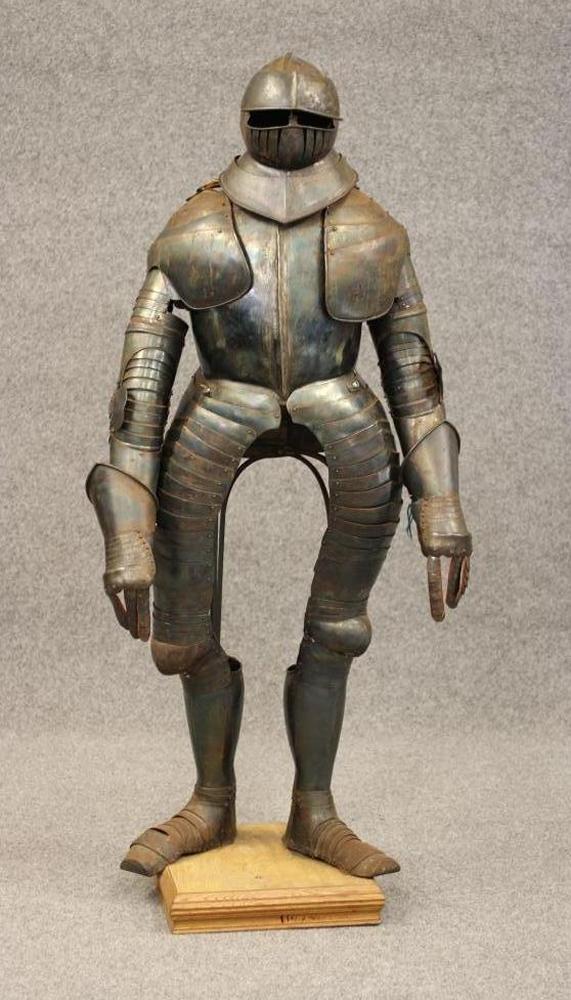A SUIT OF 17TH CENTURY STYLE CUIRASSIER ARMOUR Image