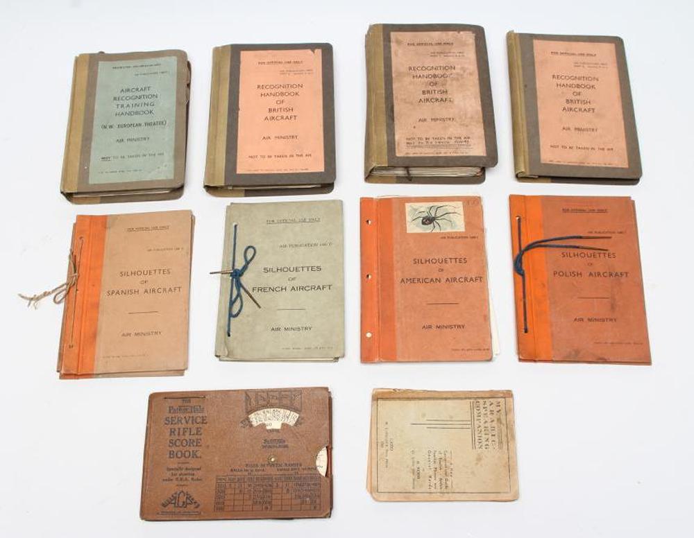 A COLLECTION OF SECOND WORLD WAR AIR MINISTRY RAF PUBLICATIONS Image