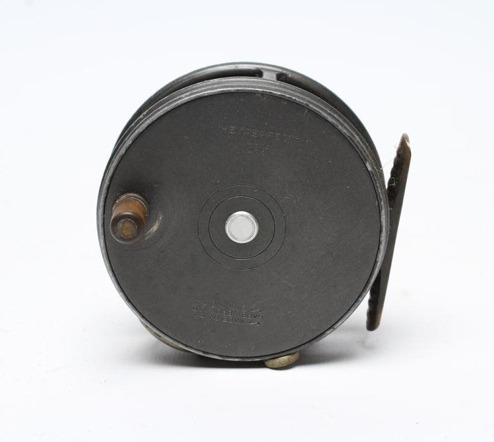 A HARDY THE "PERFECT" 3 3/8" FLY REEL Image