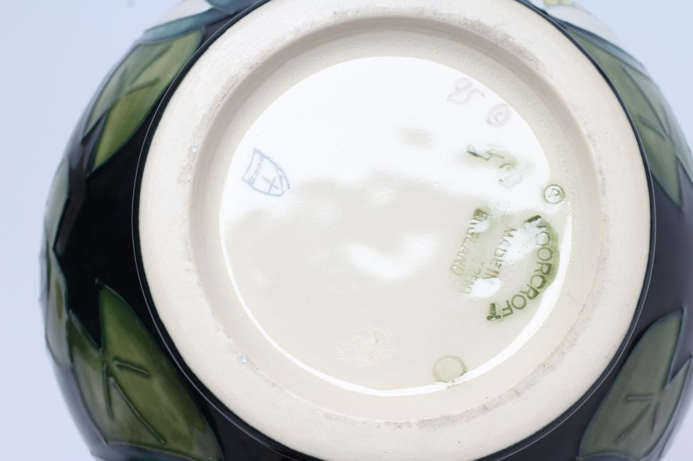 A MOORCROFT POTTERY BOTTLE VASE Image