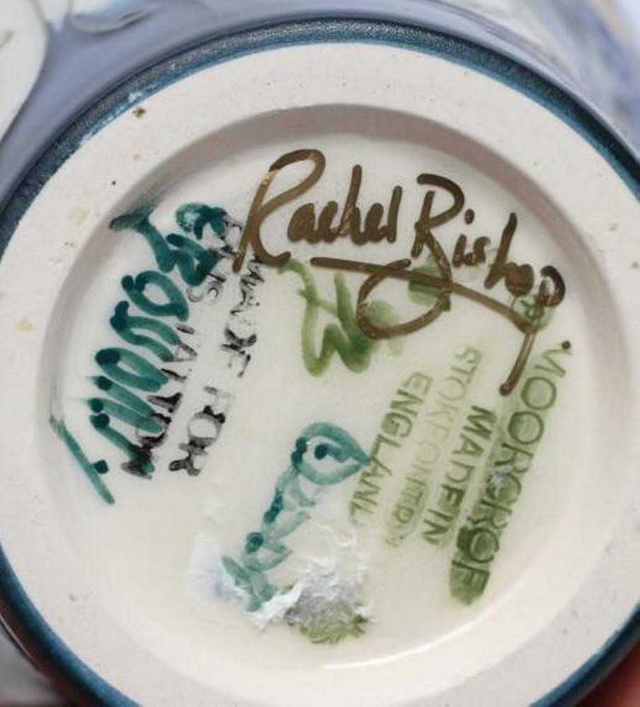 A MOORCROFT POTTERY TATTON PATTERN VASE Image