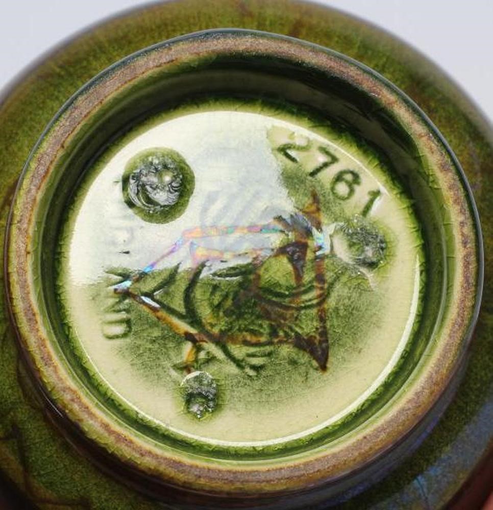 A PILKINGTONS POTTERY SOLIFLEUR Image