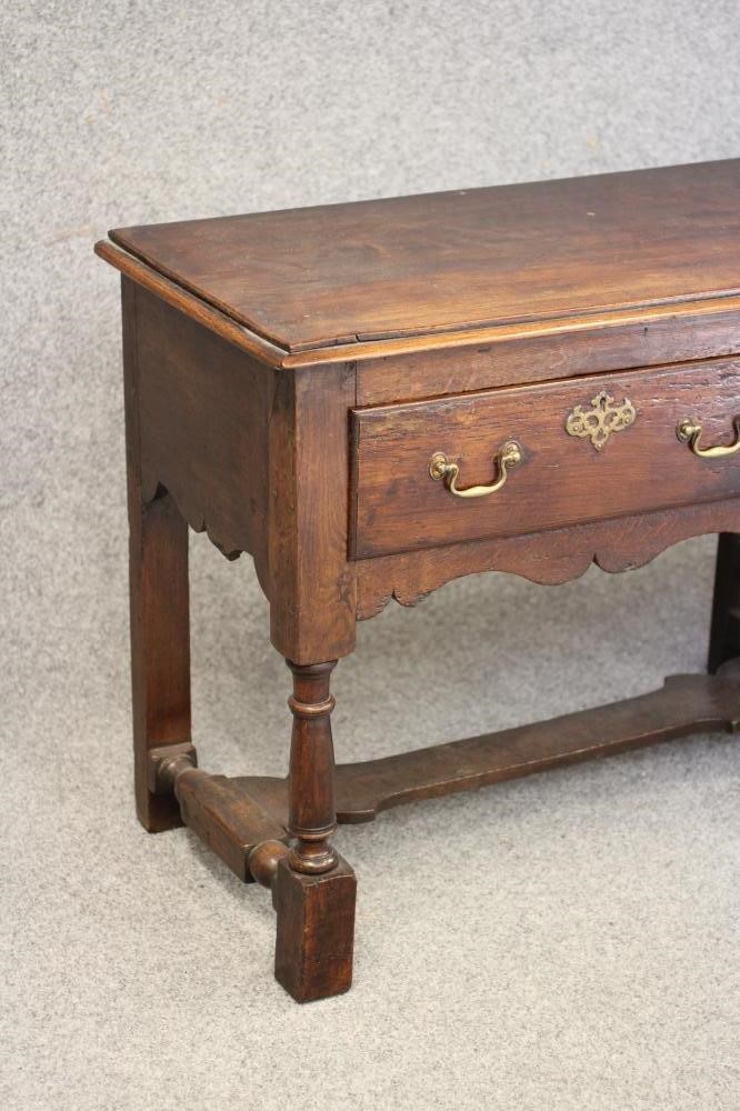 A GEORGIAN OAK LOW DRESSER Image