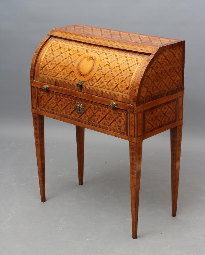 A LOUIS XVI STYLE CYLINDER BUREAU Image